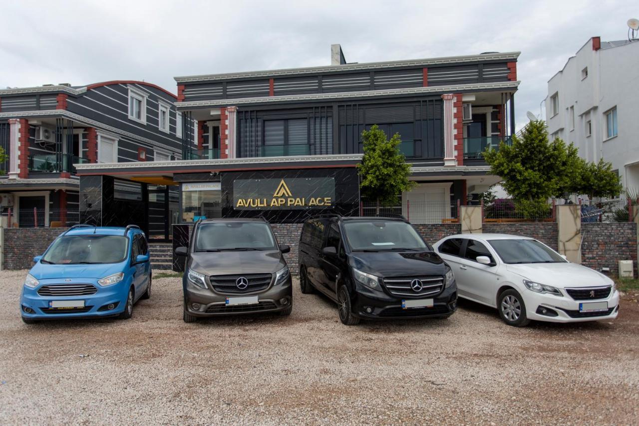 Avullar Palace Mit Pool In Daire Antalya